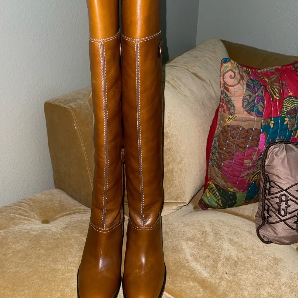 See By Chloe Brown Over the Knee Boots - Picture 2 of 9